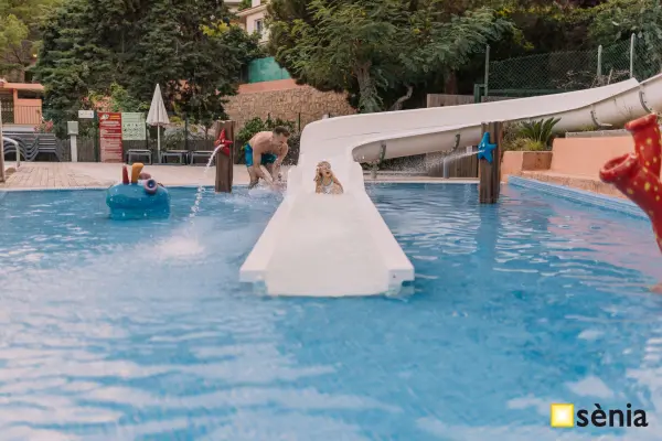 Camping Senia Cala Canyelles 